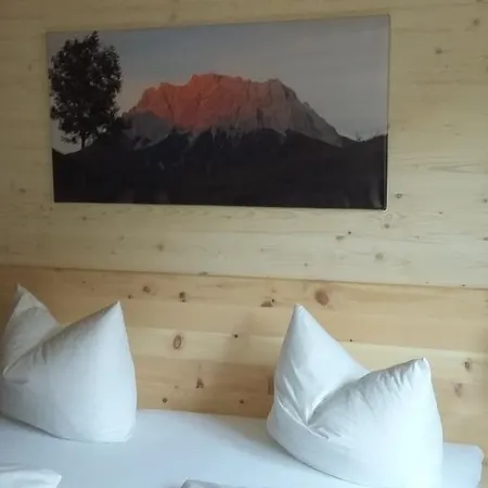 Appartements Alpenland Lermoos Room photo