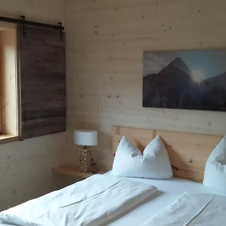 Appartements Alpenland Lermoos Room photo