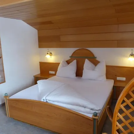 Appartements Alpenland Lermoos Room photo